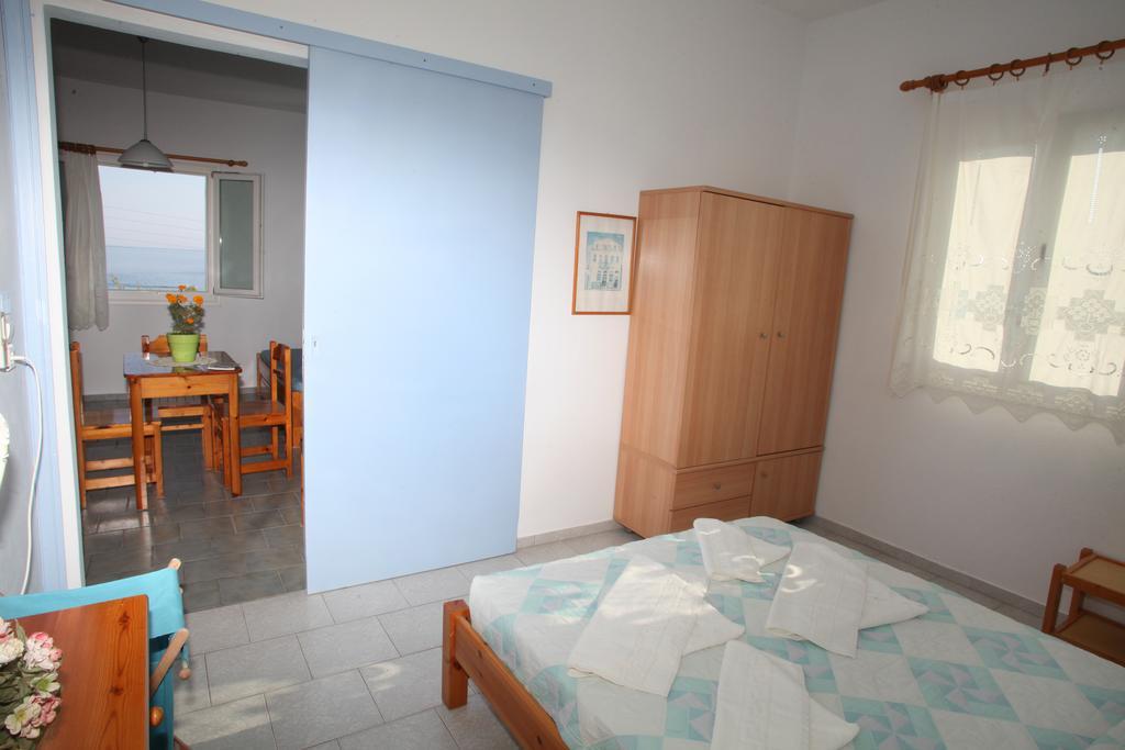 Agnadi Syros Beachfront Studios & Rooms Megas Gialos - Nites Exterior photo