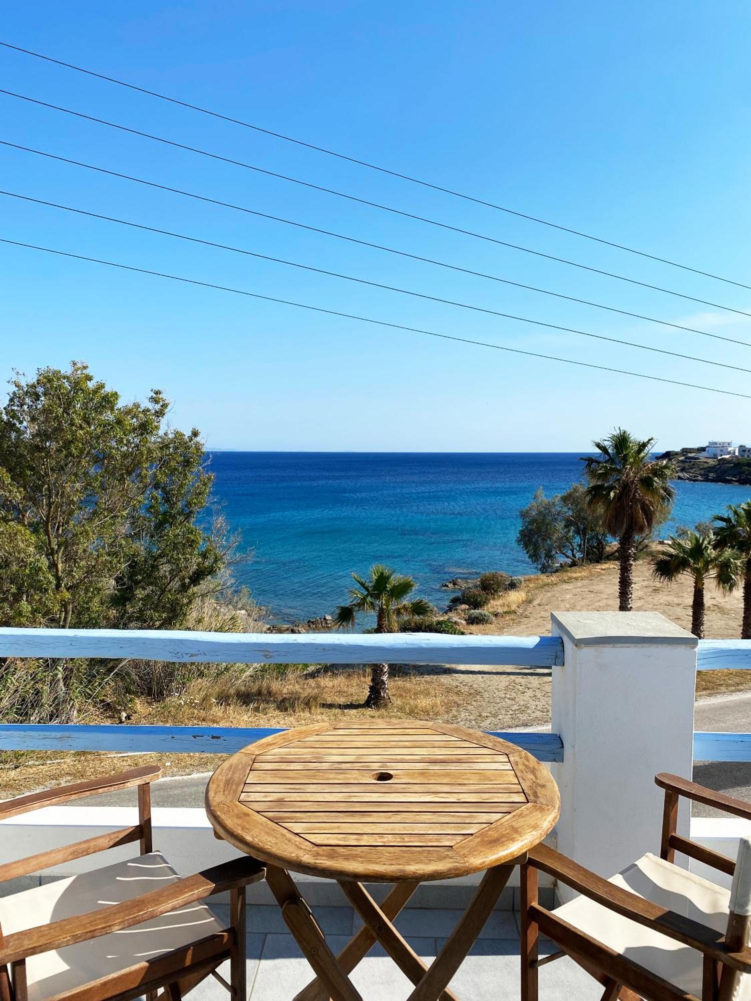 Agnadi Syros Beachfront Studios & Rooms Megas Gialos - Nites Exterior photo