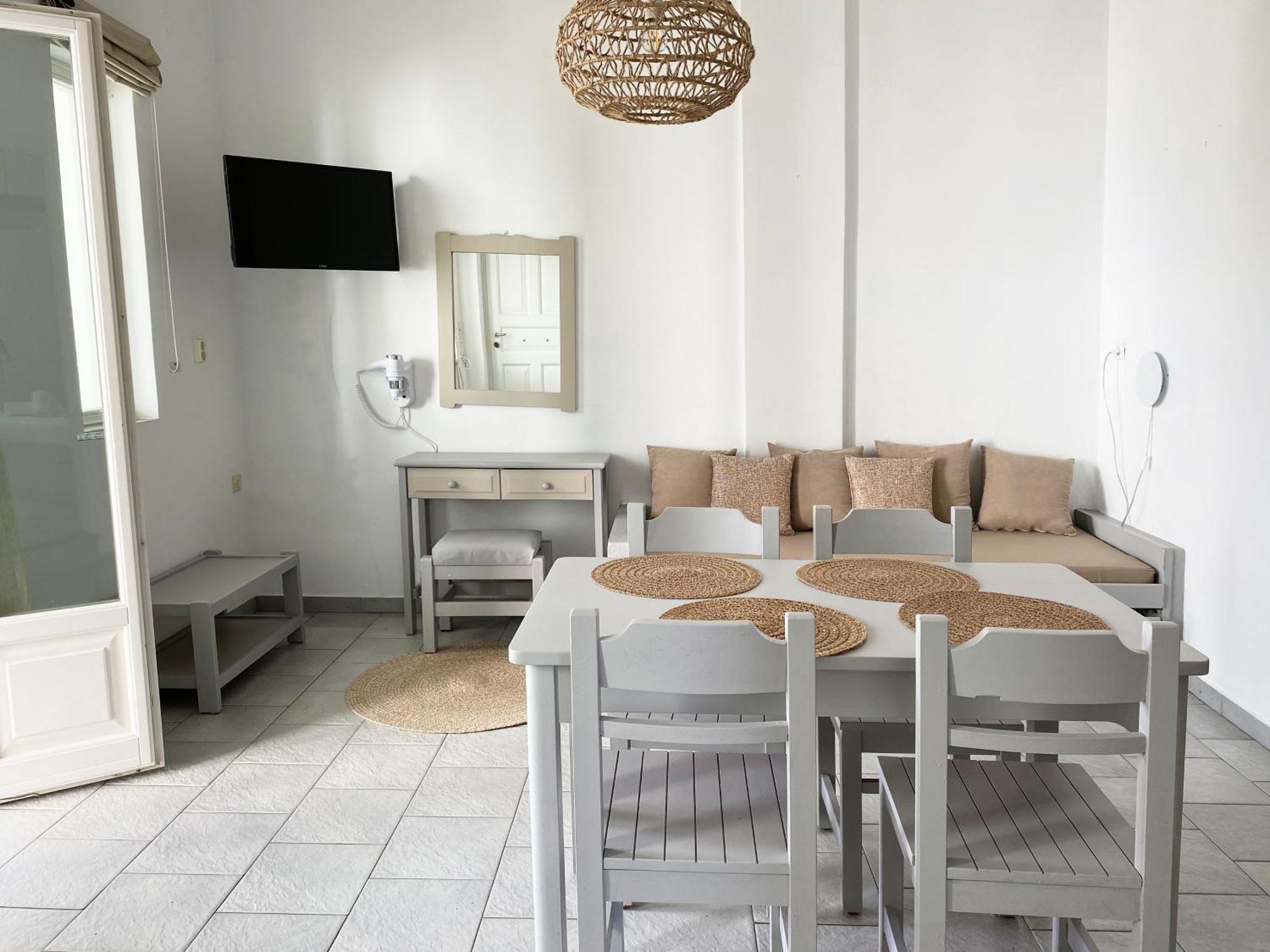 Agnadi Syros Beachfront Studios & Rooms Megas Gialos - Nites Exterior photo